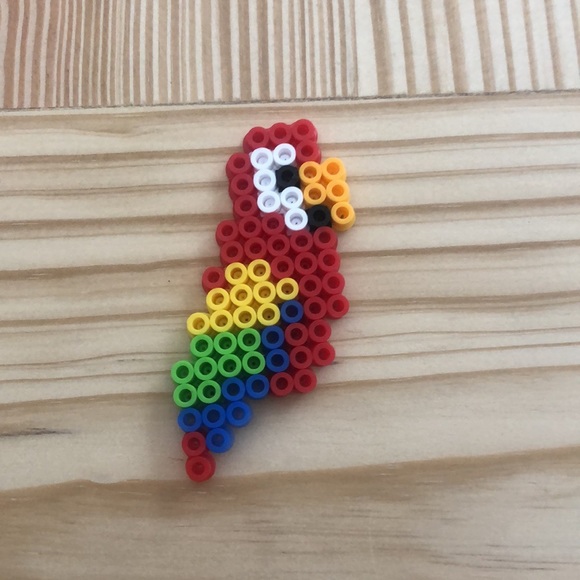 Perler Bead Parrot - Picture 3 of 4